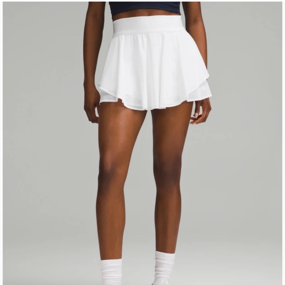 lululemon Court Rival Mesh White Skirt Size 8
Perfect for Tennis or Pickleball